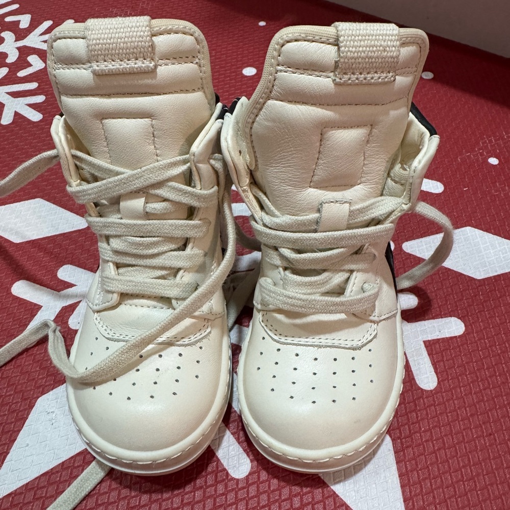 Rick Owens Kids Off-White High-Top Sneakers